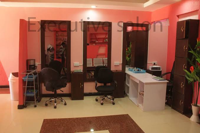 Gline's Spa n Barbers